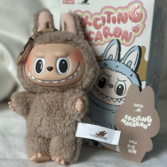 Labubu Exciting Macaron Toffee Authentic New Open Box - Picture 1 of 7